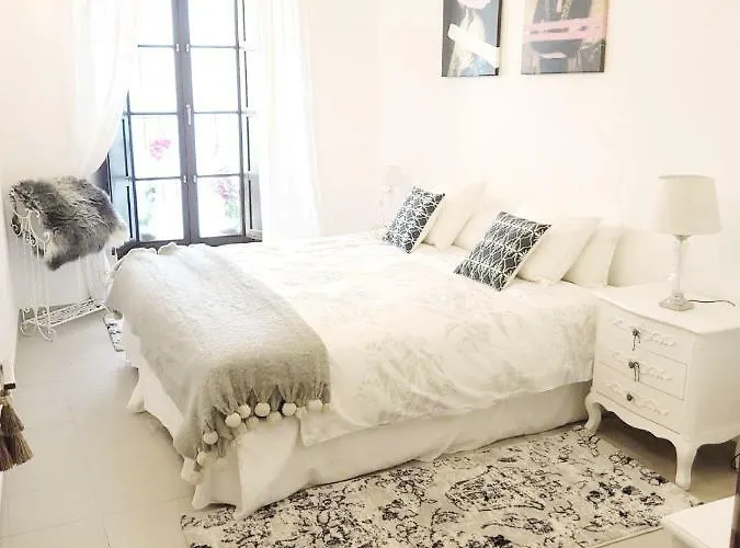 Casa Palacio Munoz Chaves *