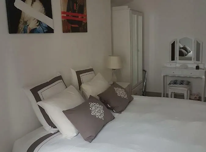 Casa Palacio Munoz Chaves *